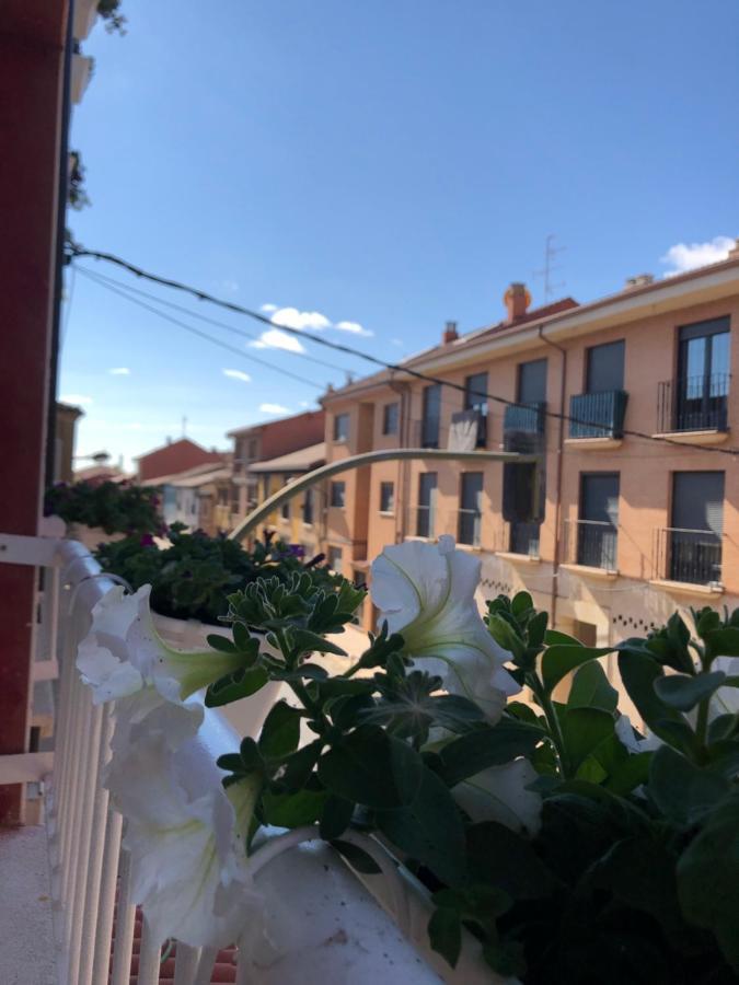 Hostal San Juan Sahagún Kültér fotó