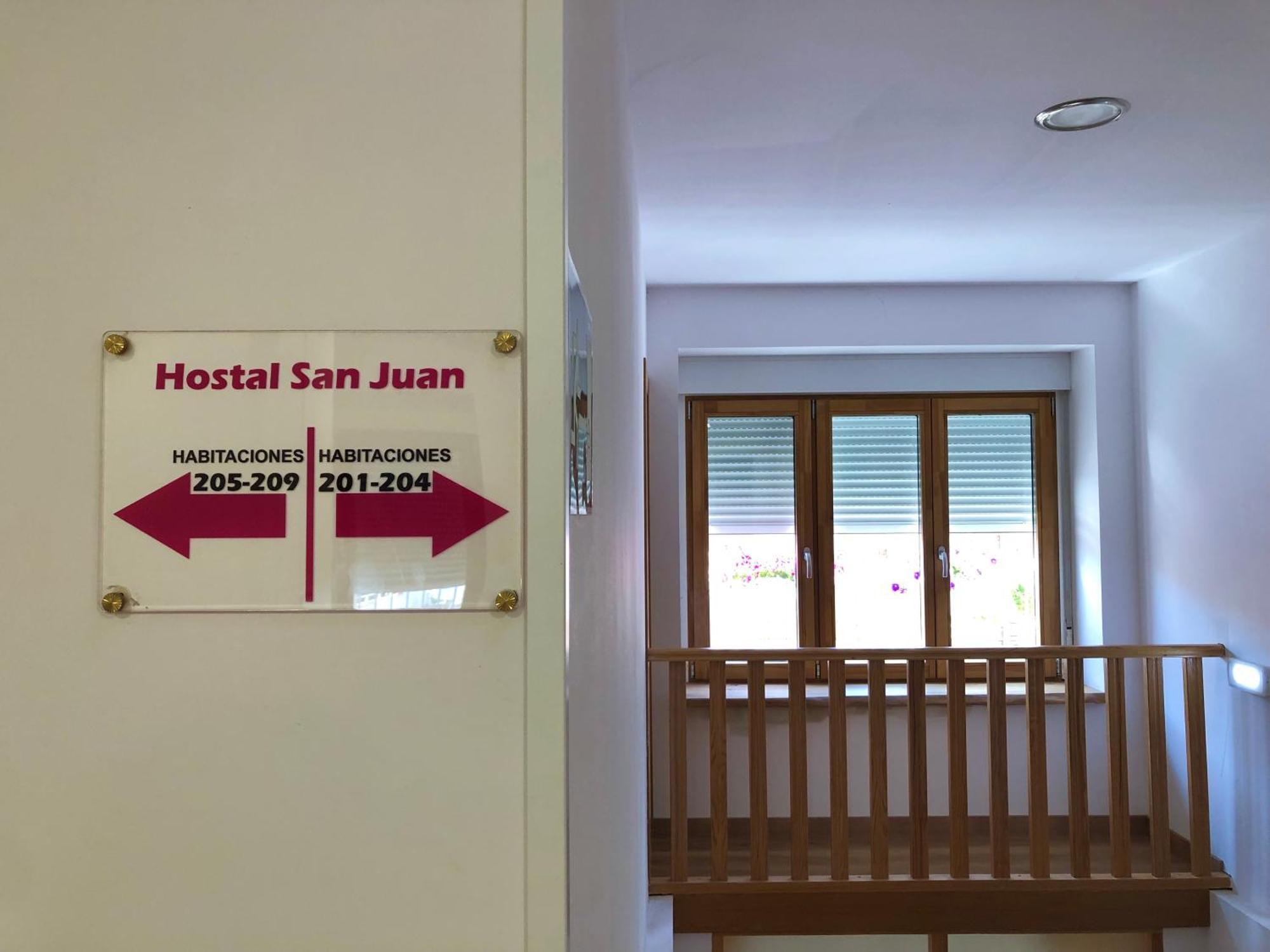 Hostal San Juan Sahagún Kültér fotó