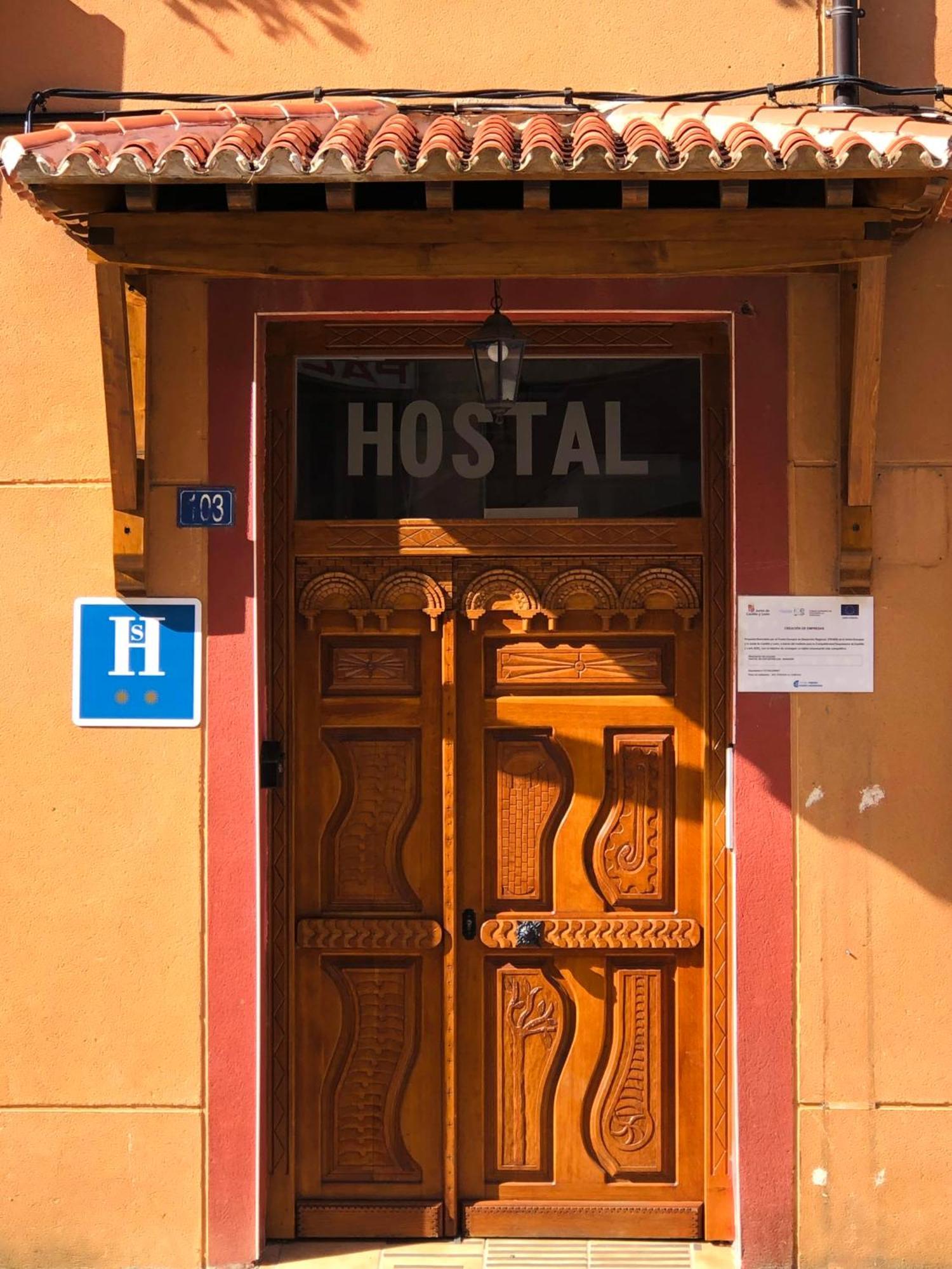 Hostal San Juan Sahagún Kültér fotó